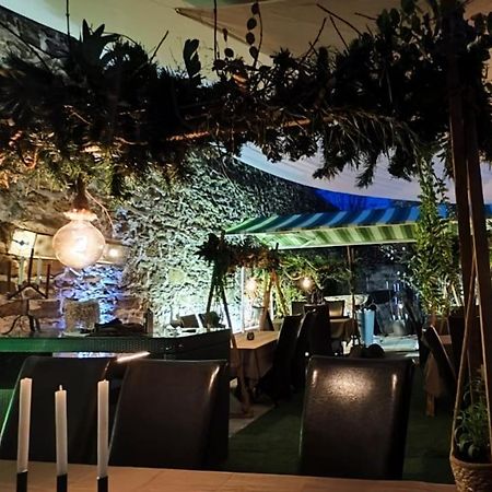 Logis Hotel Restaurant Entre Nous Langeac Kültér fotó