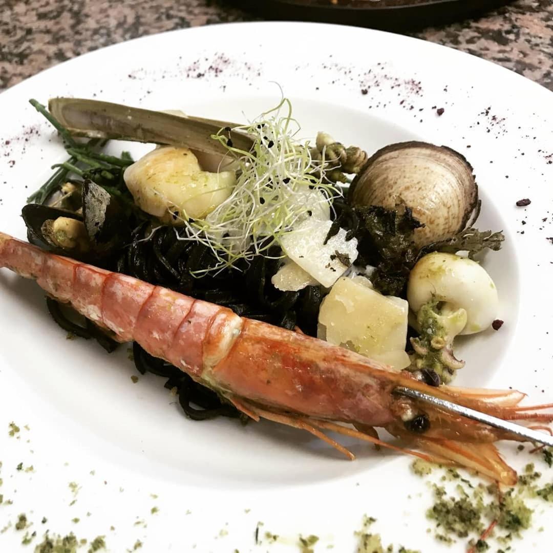 Logis Hotel Restaurant Entre Nous Langeac Kültér fotó